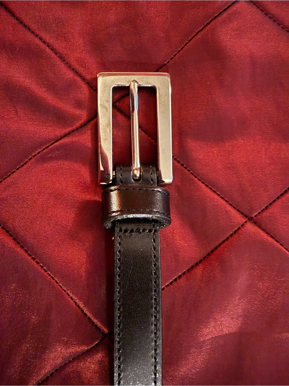 EUC Eddie Bauer Skinny Black 100% Leather Belt with Silver Hardware - Size L
